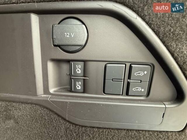 Синий Фольксваген Туарег, объемом двигателя 2.97 л и пробегом 196 тыс. км за 29999 $, фото 68 на Automoto.ua