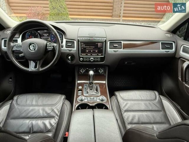 Синий Фольксваген Туарег, объемом двигателя 2.97 л и пробегом 196 тыс. км за 29999 $, фото 58 на Automoto.ua