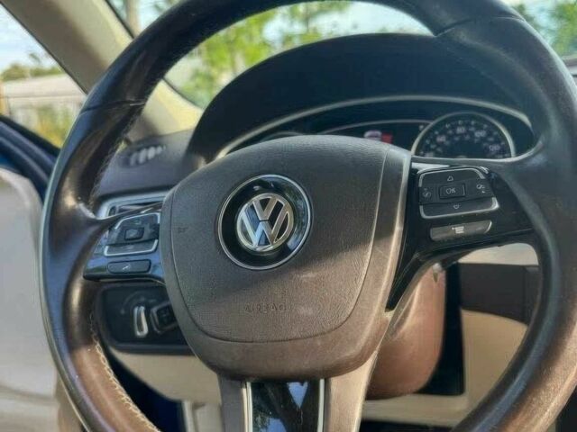 Синій Фольксваген Туарег, об'ємом двигуна 3.6 л та пробігом 51 тис. км за 4100 $, фото 9 на Automoto.ua