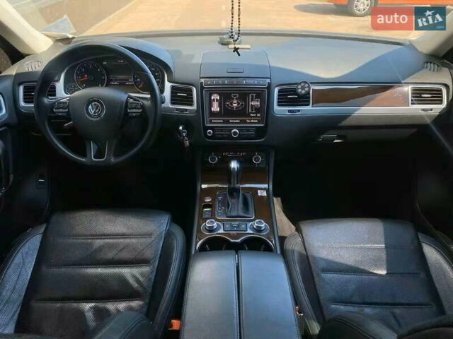 Синий Фольксваген Туарег, объемом двигателя 3 л и пробегом 178 тыс. км за 27900 $, фото 20 на Automoto.ua