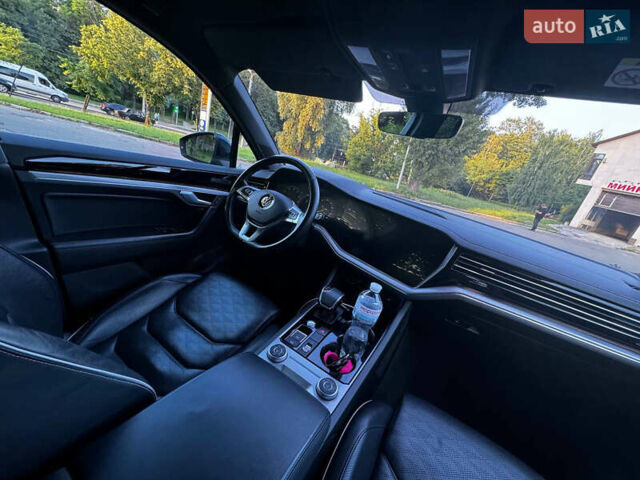 Синій Фольксваген Туарег, об'ємом двигуна 3 л та пробігом 262 тис. км за 29500 $, фото 16 на Automoto.ua