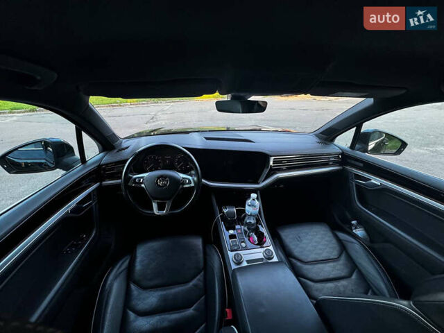 Синій Фольксваген Туарег, об'ємом двигуна 3 л та пробігом 262 тис. км за 29500 $, фото 15 на Automoto.ua