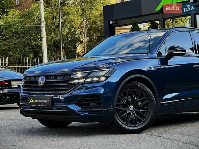 Синій Фольксваген Туарег, об'ємом двигуна 2.97 л та пробігом 125 тис. км за 59500 $, фото 5 на Automoto.ua