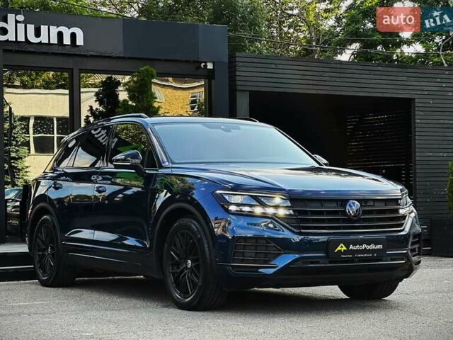 Синій Фольксваген Туарег, об'ємом двигуна 2.97 л та пробігом 125 тис. км за 59000 $, фото 2 на Automoto.ua