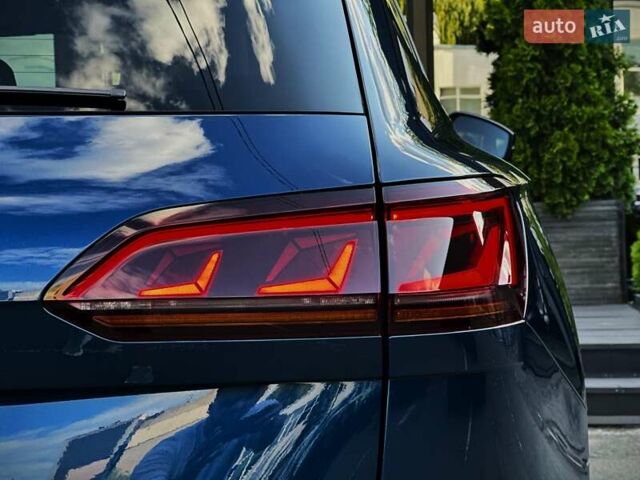 Синій Фольксваген Туарег, об'ємом двигуна 2.97 л та пробігом 125 тис. км за 59000 $, фото 16 на Automoto.ua