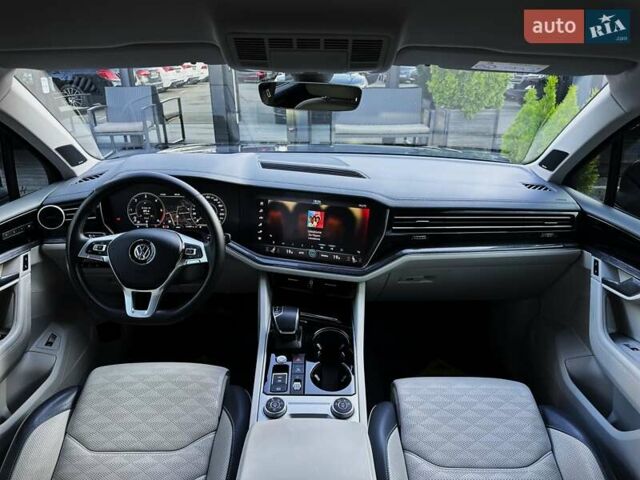 Синій Фольксваген Туарег, об'ємом двигуна 2.97 л та пробігом 125 тис. км за 59000 $, фото 28 на Automoto.ua