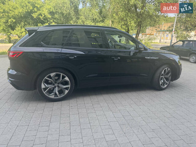 Синий Фольксваген Туарег, объемом двигателя 2.97 л и пробегом 233 тыс. км за 44500 $, фото 2 на Automoto.ua