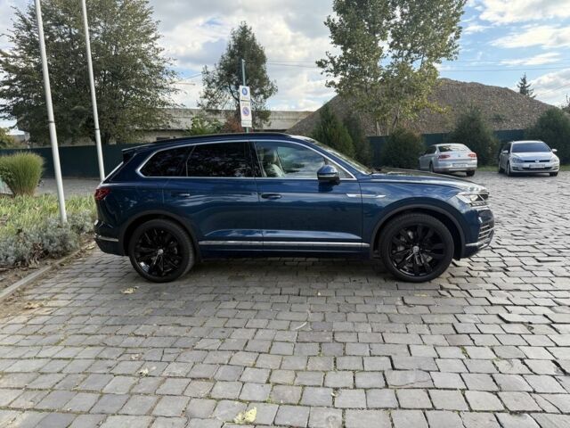 Синий Фольксваген Туарег, объемом двигателя 3 л и пробегом 180 тыс. км за 51000 $, фото 2 на Automoto.ua