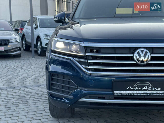 Синій Фольксваген Туарег, об'ємом двигуна 2.97 л та пробігом 90 тис. км за 37700 $, фото 3 на Automoto.ua