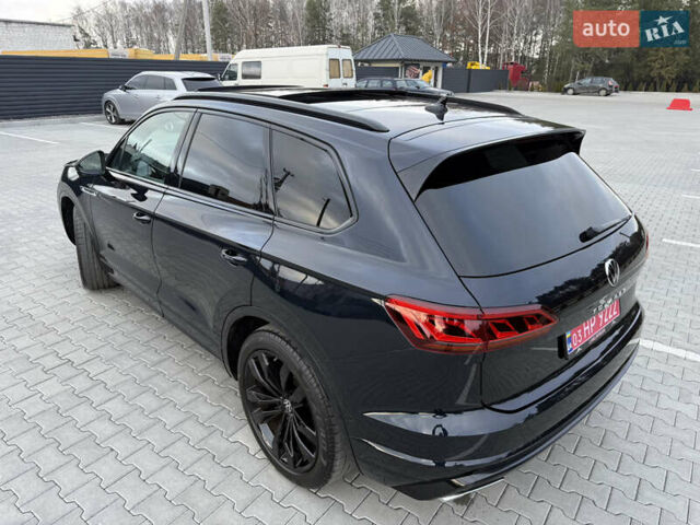 Синий Фольксваген Туарег, объемом двигателя 3.96 л и пробегом 122 тыс. км за 61900 $, фото 29 на Automoto.ua