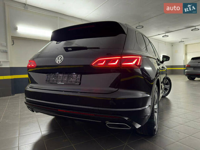 Синій Фольксваген Туарег, об'ємом двигуна 3 л та пробігом 117 тис. км за 52999 $, фото 5 на Automoto.ua