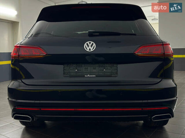 Синій Фольксваген Туарег, об'ємом двигуна 3 л та пробігом 117 тис. км за 52999 $, фото 20 на Automoto.ua