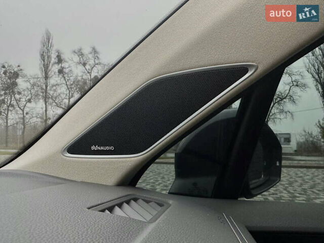 Синий Фольксваген Туарег, объемом двигателя 3 л и пробегом 115 тыс. км за 55000 $, фото 22 на Automoto.ua