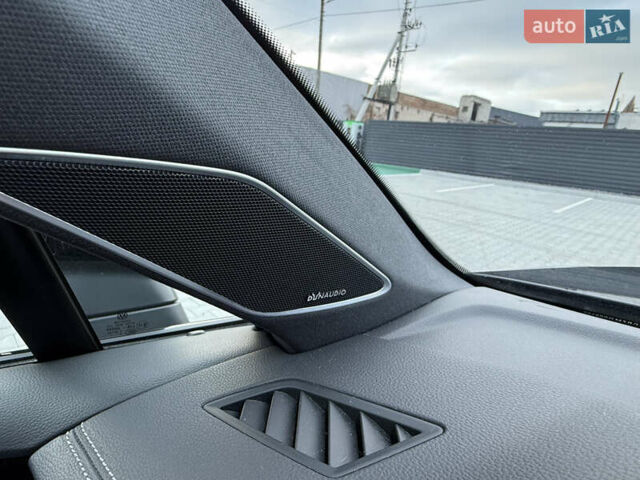 Синий Фольксваген Туарег, объемом двигателя 3.96 л и пробегом 122 тыс. км за 61900 $, фото 64 на Automoto.ua