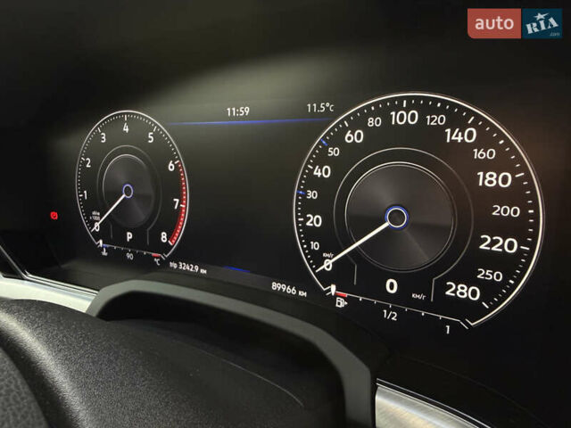 Синий Фольксваген Туарег, объемом двигателя 3 л и пробегом 88 тыс. км за 52000 $, фото 15 на Automoto.ua