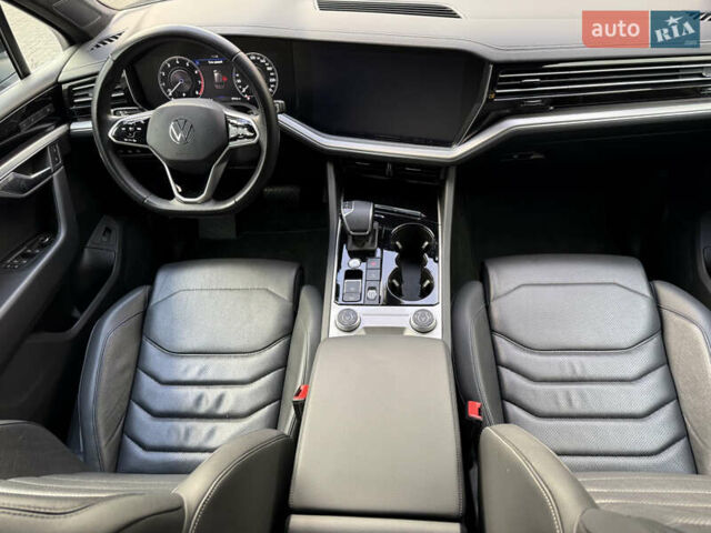 Синий Фольксваген Туарег, объемом двигателя 3 л и пробегом 88 тыс. км за 52000 $, фото 11 на Automoto.ua