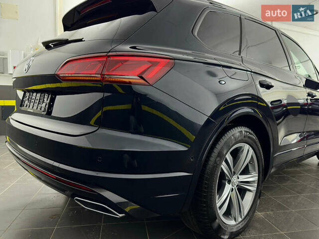 Синій Фольксваген Туарег, об'ємом двигуна 3 л та пробігом 117 тис. км за 52999 $, фото 33 на Automoto.ua