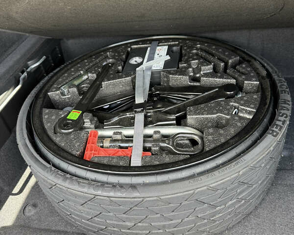 Синій Фольксваген Туарег, об'ємом двигуна 2.97 л та пробігом 259 тис. км за 33800 $, фото 18 на Automoto.ua