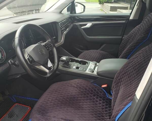 Синій Фольксваген Туарег, об'ємом двигуна 3 л та пробігом 107 тис. км за 37500 $, фото 11 на Automoto.ua