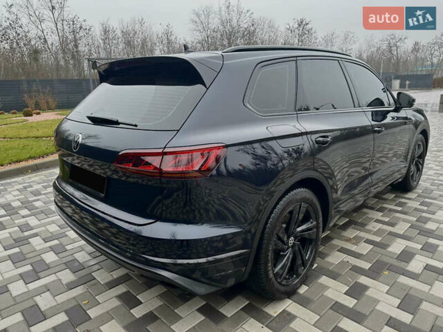 Синий Фольксваген Туарег, объемом двигателя 3 л и пробегом 115 тыс. км за 55000 $, фото 6 на Automoto.ua
