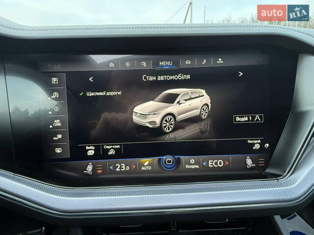 Синий Фольксваген Туарег, объемом двигателя 3.96 л и пробегом 122 тыс. км за 61900 $, фото 69 на Automoto.ua