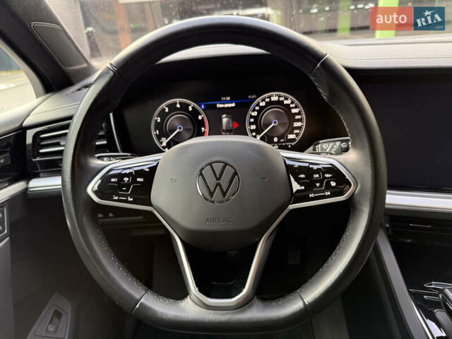 Синий Фольксваген Туарег, объемом двигателя 3 л и пробегом 88 тыс. км за 52000 $, фото 14 на Automoto.ua