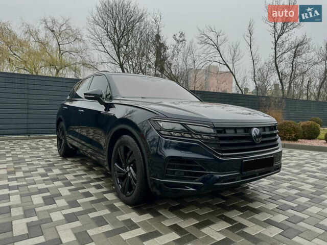 Синий Фольксваген Туарег, объемом двигателя 3 л и пробегом 115 тыс. км за 55000 $, фото 8 на Automoto.ua