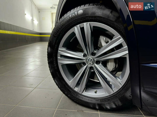 Синій Фольксваген Туарег, об'ємом двигуна 3 л та пробігом 117 тис. км за 52999 $, фото 10 на Automoto.ua