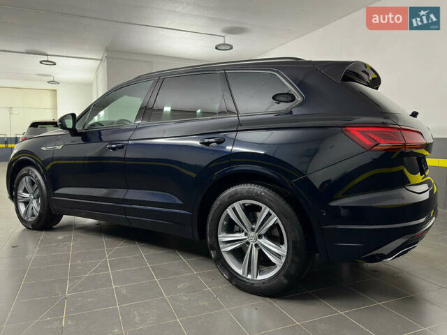 Синій Фольксваген Туарег, об'ємом двигуна 3 л та пробігом 117 тис. км за 52999 $, фото 19 на Automoto.ua