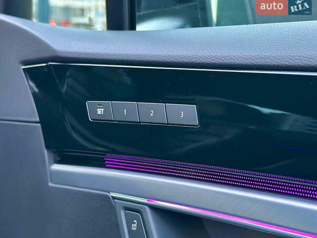 Синий Фольксваген Туарег, объемом двигателя 3 л и пробегом 74 тыс. км за 68700 $, фото 56 на Automoto.ua