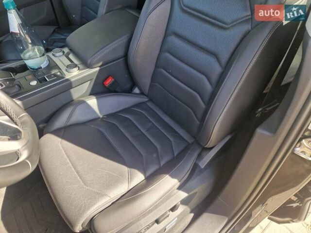 Синий Фольксваген Туарег, объемом двигателя 2.97 л и пробегом 69 тыс. км за 54900 $, фото 33 на Automoto.ua