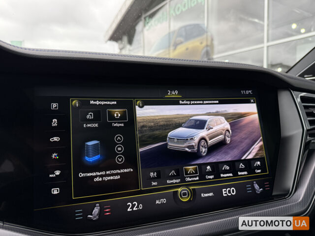 Синий Фольксваген Туарег, объемом двигателя 3 л и пробегом 83 тыс. км за 56990 $, фото 20 на Automoto.ua