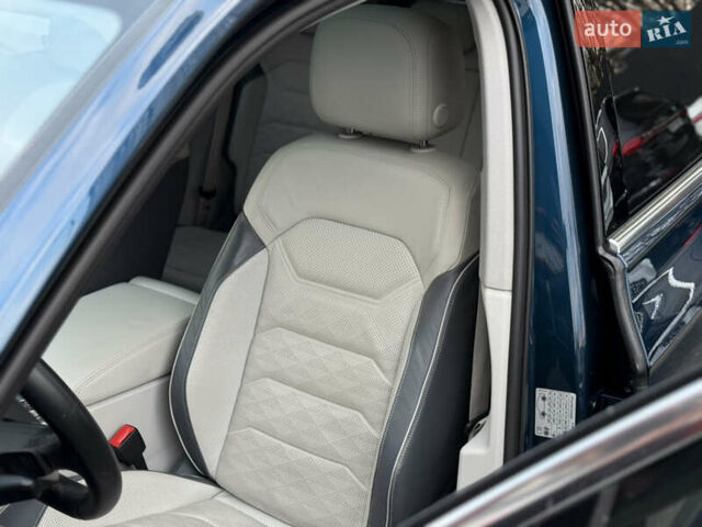 Синій Фольксваген Туарег, об'ємом двигуна 2.97 л та пробігом 145 тис. км за 54800 $, фото 18 на Automoto.ua