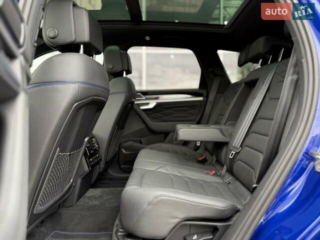 Синий Фольксваген Туарег, объемом двигателя 3 л и пробегом 83 тыс. км за 60900 $, фото 18 на Automoto.ua