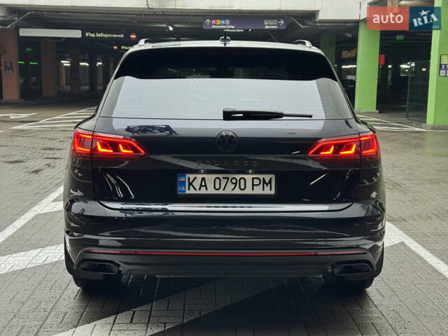 Синий Фольксваген Туарег, объемом двигателя 3 л и пробегом 74 тыс. км за 62700 $, фото 3 на Automoto.ua