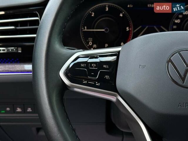 Синий Фольксваген Туарег, объемом двигателя 3 л и пробегом 51 тыс. км за 59999 $, фото 51 на Automoto.ua