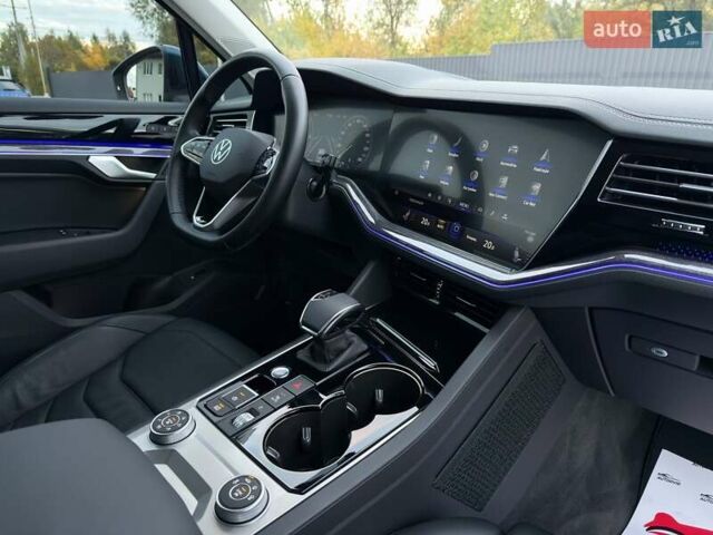 Синий Фольксваген Туарег, объемом двигателя 3 л и пробегом 51 тыс. км за 59999 $, фото 89 на Automoto.ua