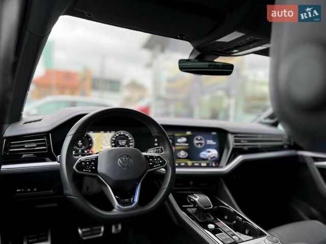 Синий Фольксваген Туарег, объемом двигателя 3 л и пробегом 83 тыс. км за 60900 $, фото 24 на Automoto.ua