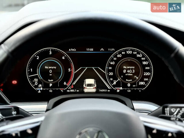 Синій Фольксваген Туарег, об'ємом двигуна 2.97 л та пробігом 145 тис. км за 54800 $, фото 13 на Automoto.ua