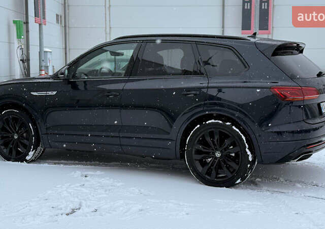 Синий Фольксваген Туарег, объемом двигателя 2.97 л и пробегом 163 тыс. км за 55000 $, фото 11 на Automoto.ua