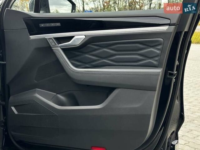 Синий Фольксваген Туарег, объемом двигателя 2.97 л и пробегом 170 тыс. км за 49999 $, фото 44 на Automoto.ua