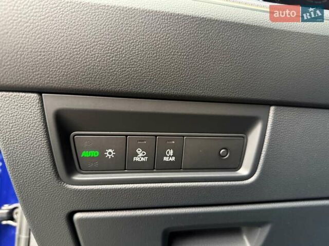 Синий Фольксваген Туарег, объемом двигателя 3 л и пробегом 83 тыс. км за 60900 $, фото 37 на Automoto.ua