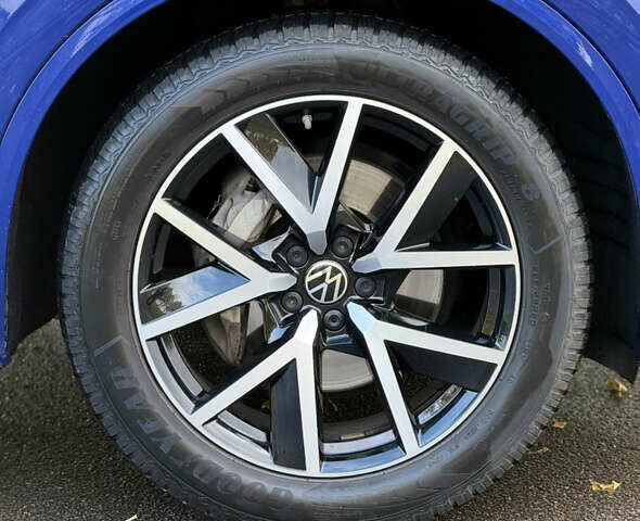 Синий Фольксваген Туарег, объемом двигателя 2.97 л и пробегом 46 тыс. км за 61900 $, фото 6 на Automoto.ua