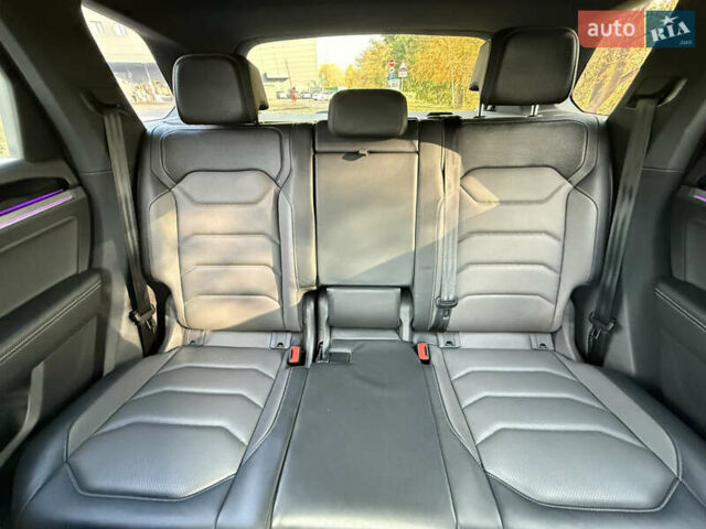 Синий Фольксваген Туарег, объемом двигателя 2.97 л и пробегом 46 тыс. км за 61900 $, фото 8 на Automoto.ua