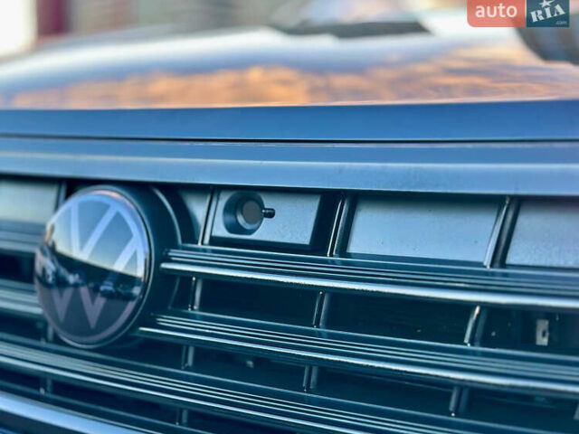 Синий Фольксваген Туарег, объемом двигателя 3 л и пробегом 74 тыс. км за 68700 $, фото 17 на Automoto.ua