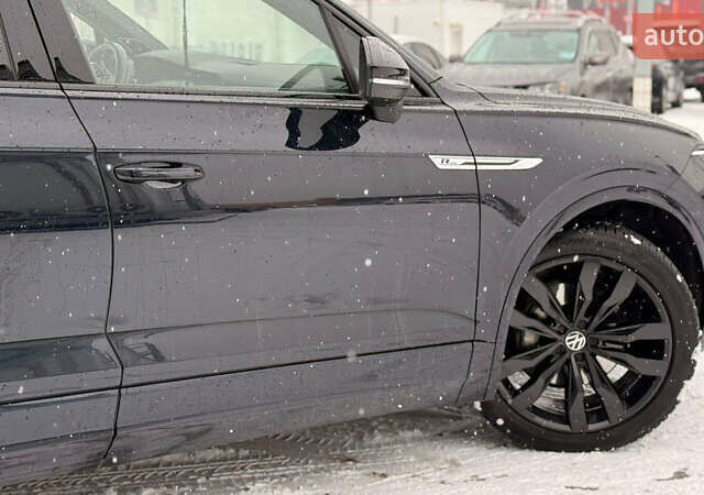 Синий Фольксваген Туарег, объемом двигателя 2.97 л и пробегом 163 тыс. км за 55000 $, фото 19 на Automoto.ua