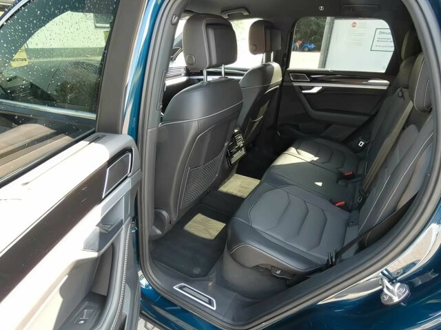 Синий Фольксваген Туарег, объемом двигателя 3 л и пробегом 12 тыс. км за 42500 $, фото 10 на Automoto.ua