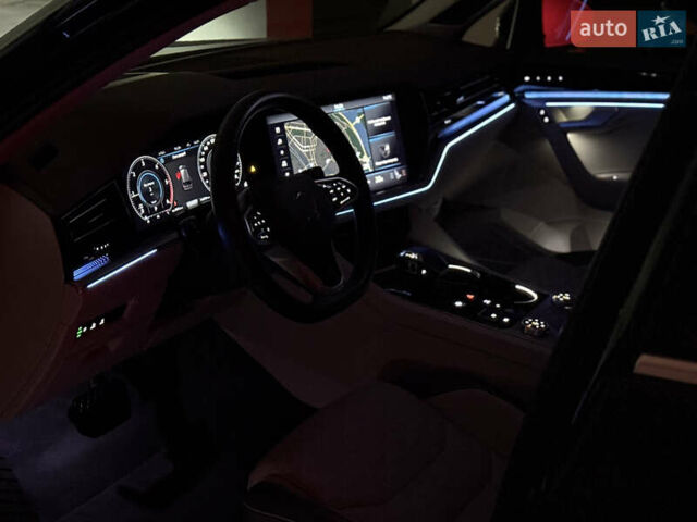 Синій Фольксваген Туарег, об'ємом двигуна 2.97 л та пробігом 145 тис. км за 54800 $, фото 23 на Automoto.ua