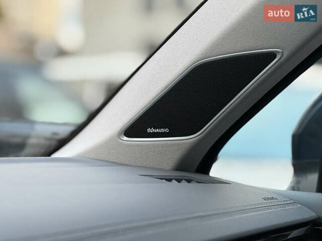 Синій Фольксваген Туарег, об'ємом двигуна 2.97 л та пробігом 145 тис. км за 54800 $, фото 15 на Automoto.ua