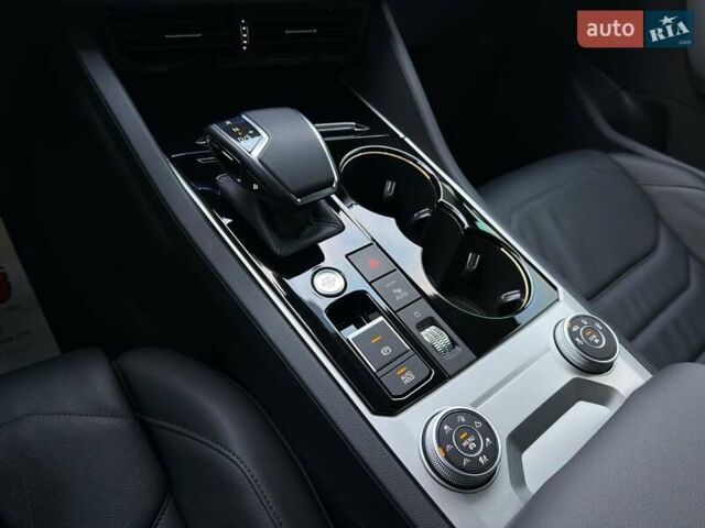 Синий Фольксваген Туарег, объемом двигателя 3 л и пробегом 51 тыс. км за 59999 $, фото 56 на Automoto.ua